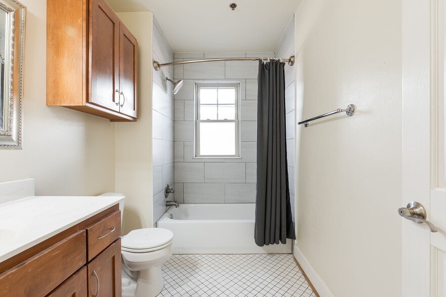 More Photos Of 1138 NW 34th, Oklahoma City Apartments For Sale