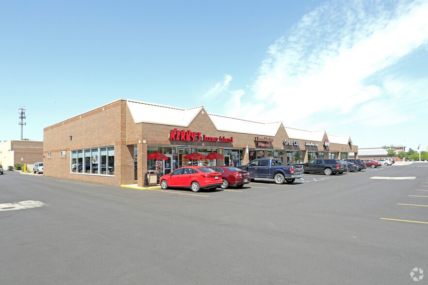 More Photos Of 3010-3224 Walton Blvd, Rochester Unknown For Lease