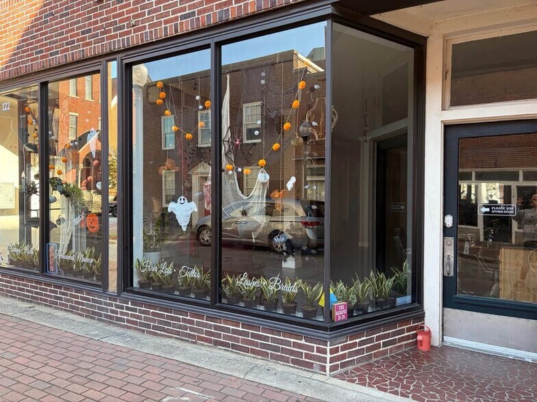More Photos Of 120-122 Anderson St, Fayetteville Coworking Space