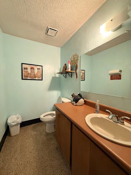 More Photos Of 1721 E University Dr, Mesa Office For Sale