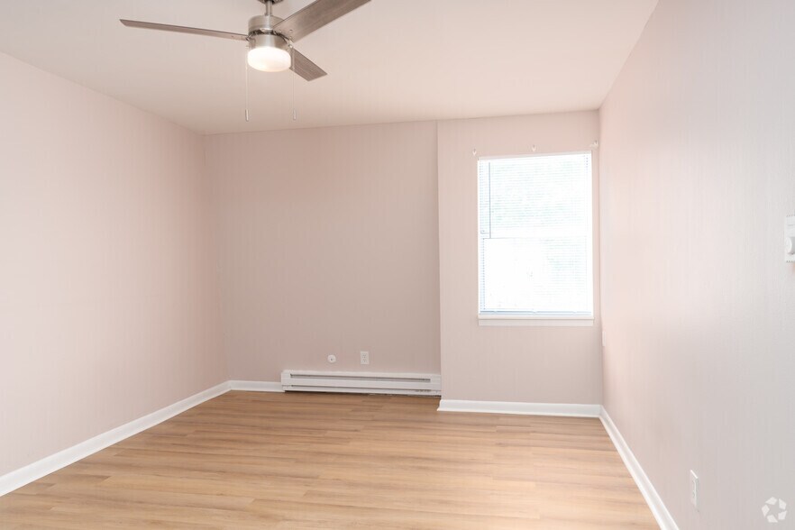 More Photos Of 1833 Seven Pines Rd, Springfield Apartments For Sale