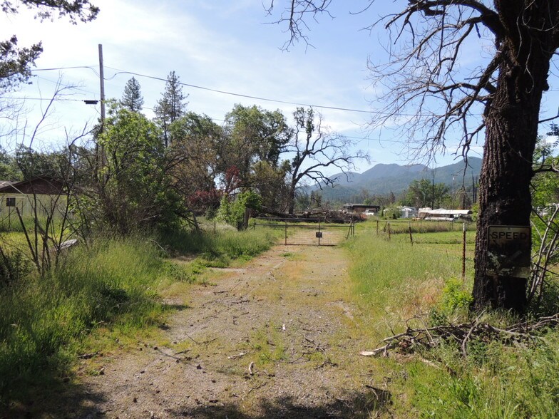 More Photos Of 21720 S State Highway 29, Middletown Storefront Retail Office For Sale