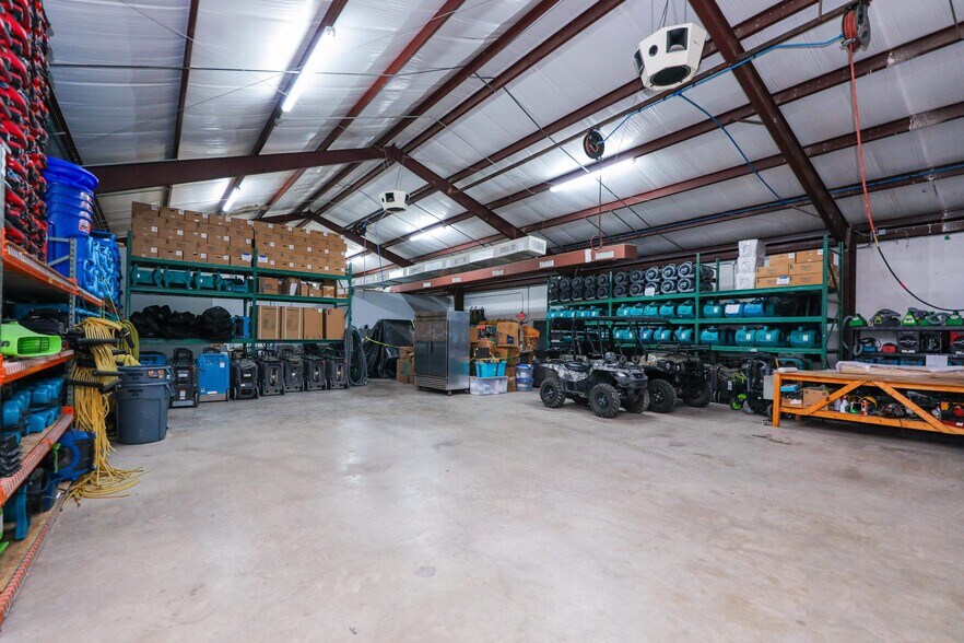 More Photos Of 1601 Jacaman Rd, Laredo Light Distribution For Sale