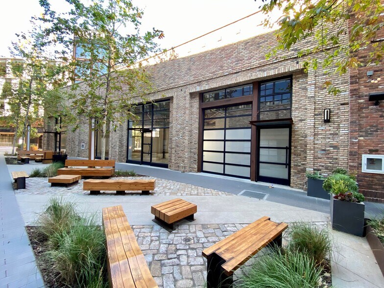 More Photos Of 555-581 Mateo St, Los Angeles Loft Creative Space For Lease