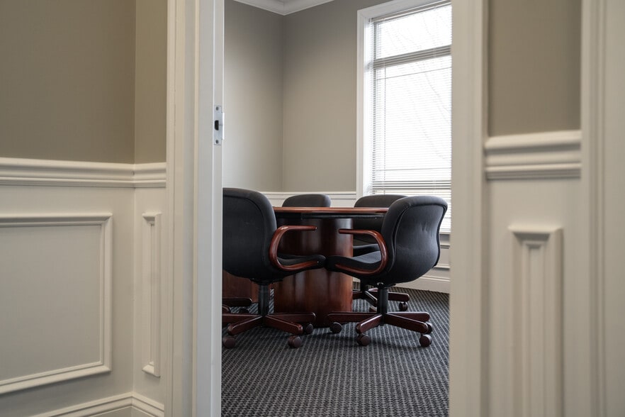 More Photos Of 31320 solon Rd, Solon Office For Sale