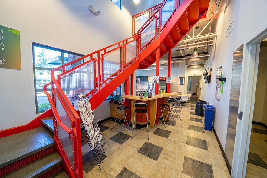 More Photos Of 1630 E River Rd, Tucson Office For Sale