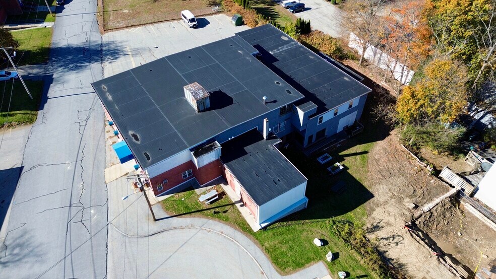 More Photos Of 44 Morris St, Webster Flex For Sale