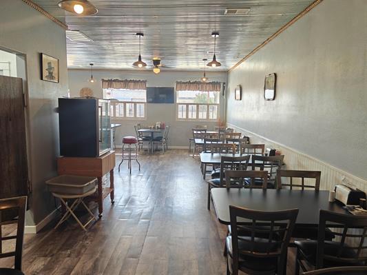 More Photos Of 308 Main St, Trenton Specialty For Sale