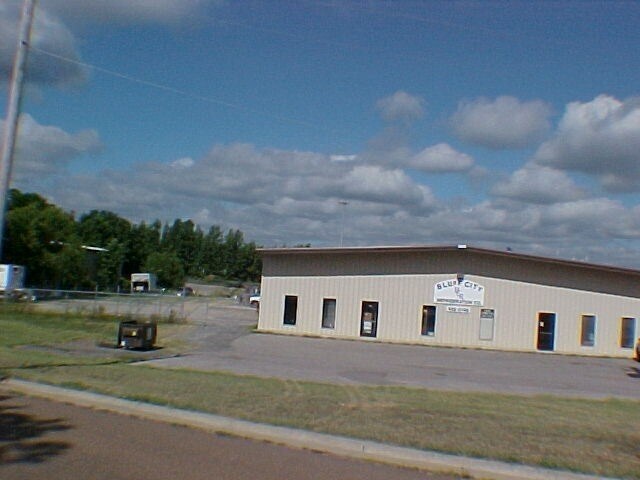 More Photos Of 1983 Vanderhorn Dr, Memphis Warehouse For Lease