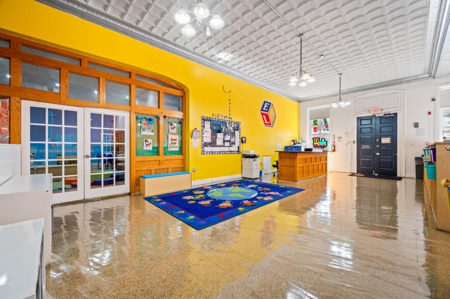 More Photos Of , Philadelphia Unknown For Sale