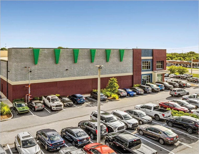 More Photos Of 5218 S Florida Ave S, Lakeland Health Club For Sale