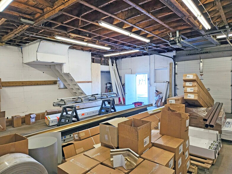 More Photos Of 1 Lafayette Rd, Hampton Industrial For Lease