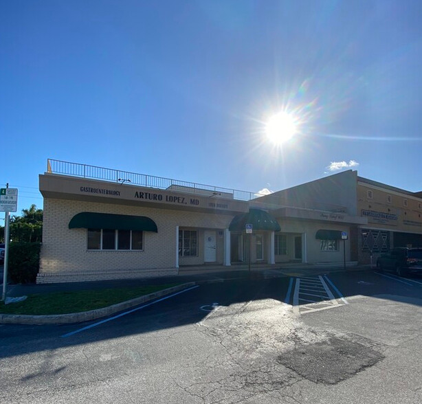 Primary Photo Of 2480 E Commercial Blvd, Fort Lauderdale Medical For Lease