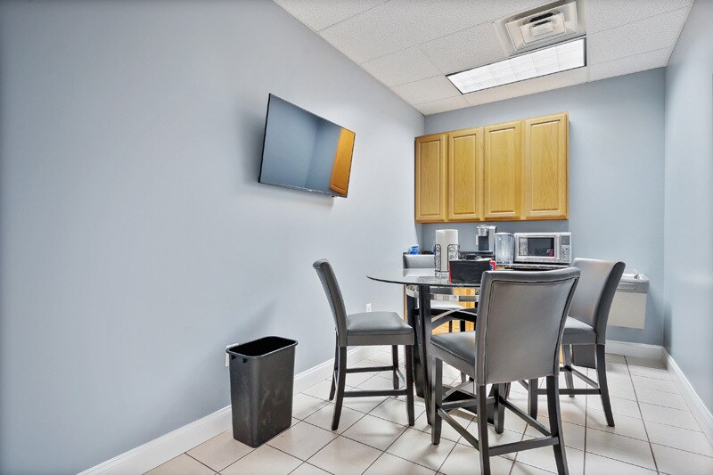 More Photos Of 4437 Brookfield Corporate Dr, Chantilly Medical For Sale