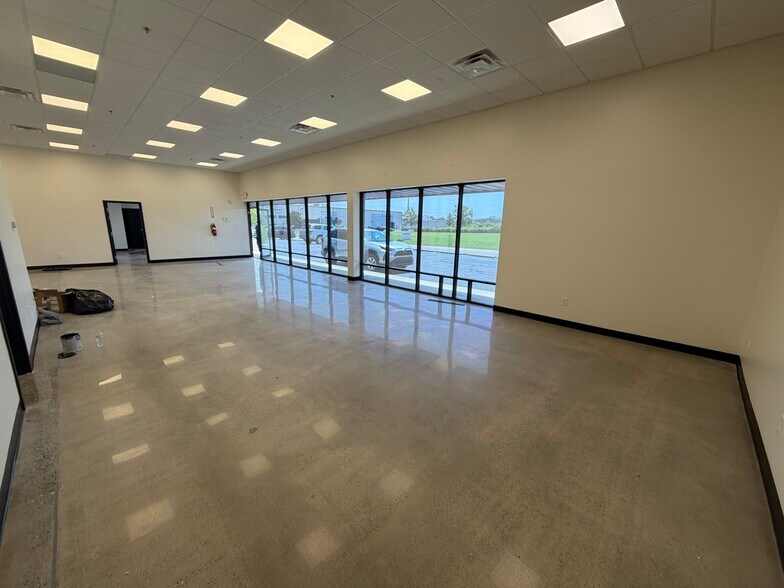 More Photos Of 4858 Provident Dr, West Chester Warehouse For Lease