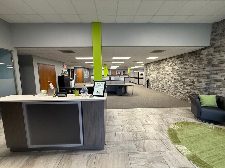 More Photos Of 255 NW Blue Pky, Lee's Summit Office For Lease