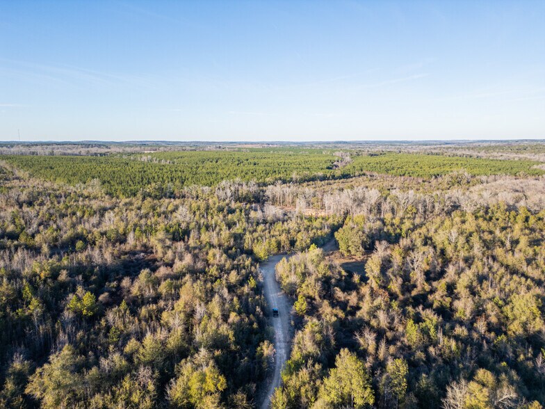 More Photos Of 9036 Bullard Rd, Dry Branch Lodge Meeting Hall For Sale