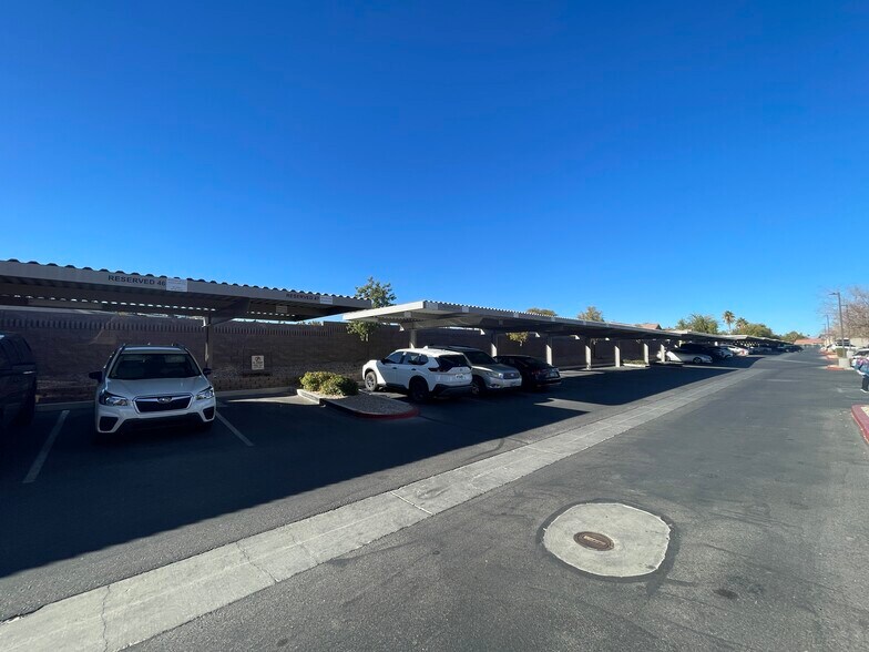 More Photos Of 5225 S Durango Dr, Las Vegas Medical For Lease