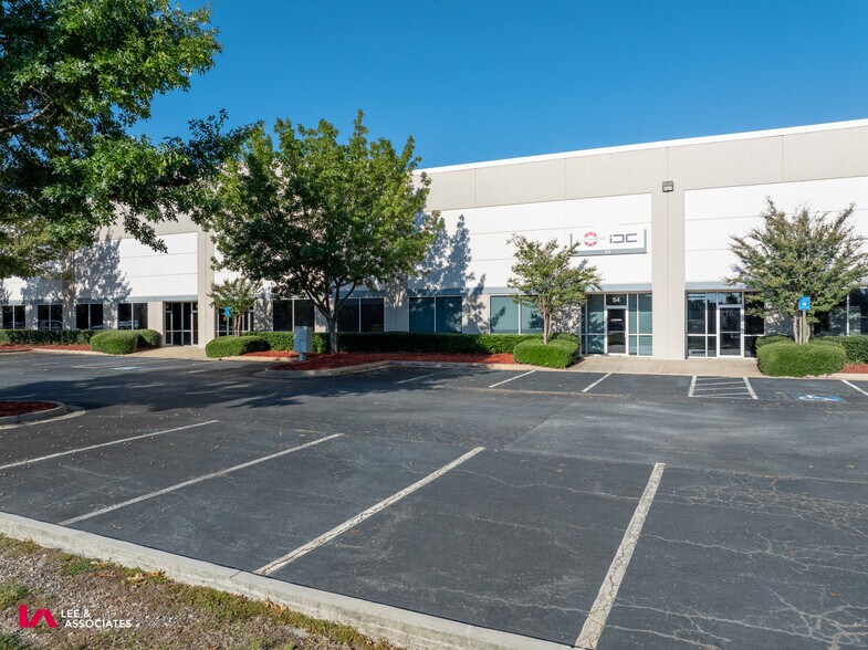More Photos Of 40-68 Liberty Industrial Pky, McDonough Warehouse For Lease
