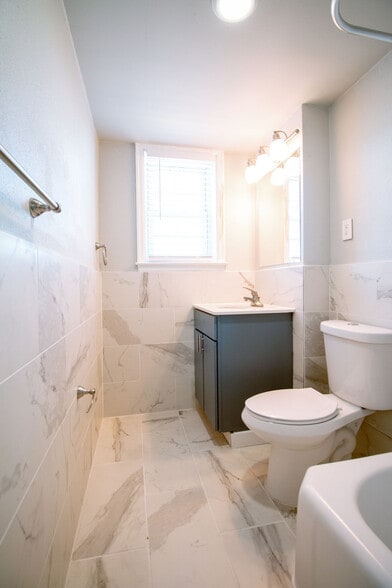 More Photos Of 205 34th St, Virginia Beach Apartments For Lease