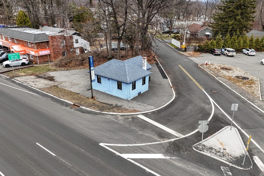 More Photos Of 1432 State Rt 23, Butler Freestanding For Lease