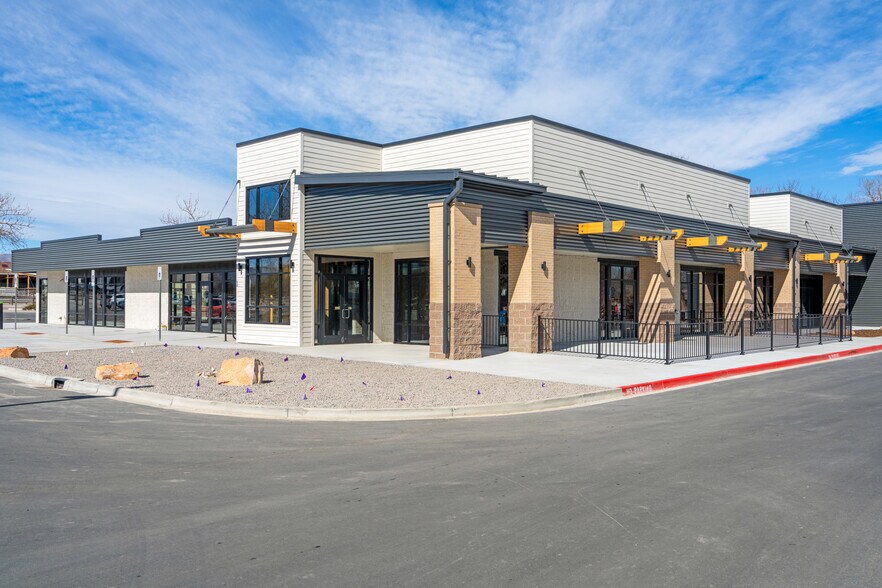 More Photos Of 2439 S College Ave, Fort Collins Freestanding For Sale