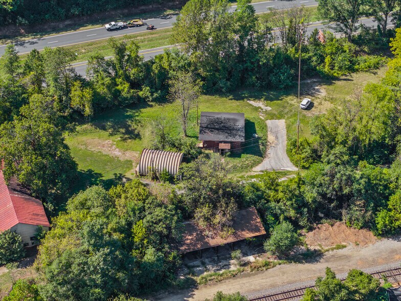 More Photos Of 322 Depot St, Amherst Warehouse For Sale