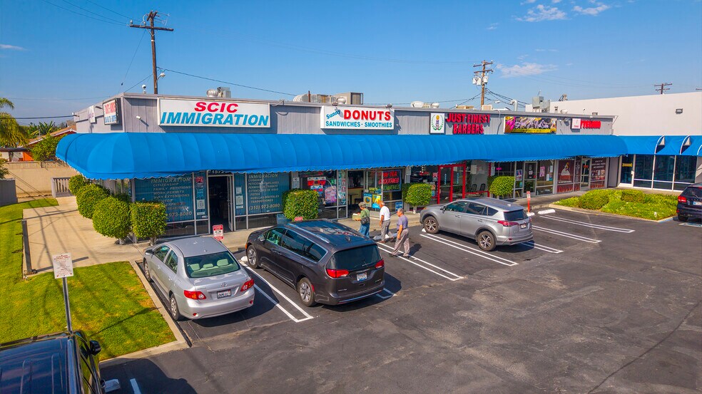 More Photos Of 15715-15721 S Crenshaw Blvd, Gardena Storefront For Sale
