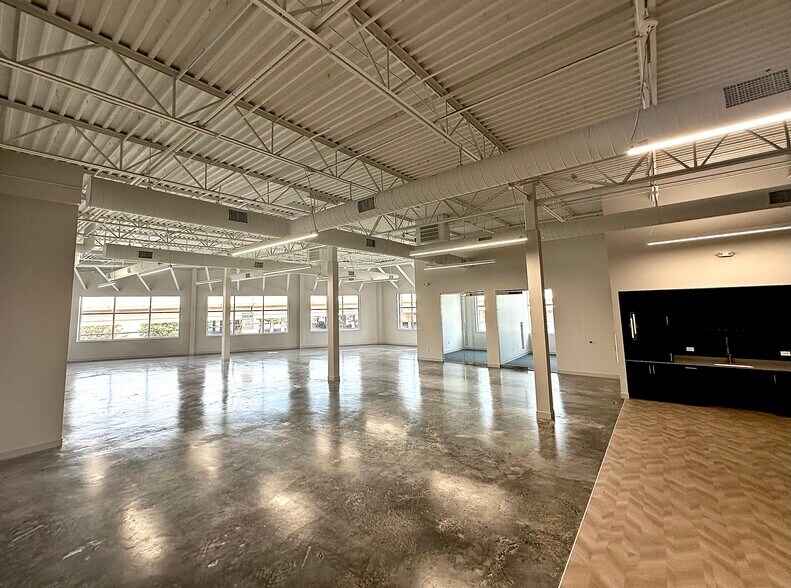 More Photos Of 700 E Campbell Rd, Richardson Office For Lease