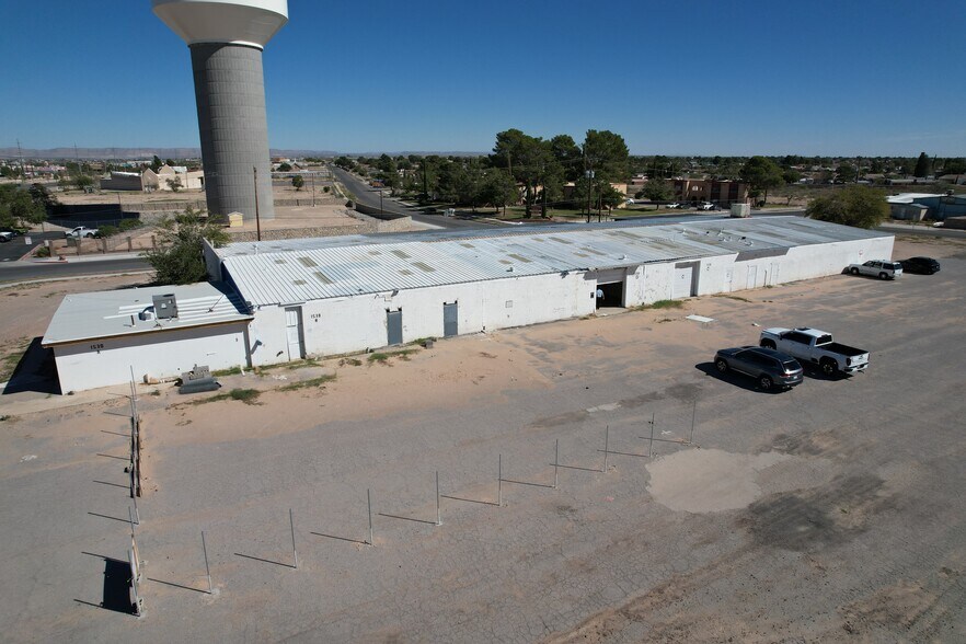 More Photos Of 1538 Pawling Dr, Horizon City Warehouse For Lease