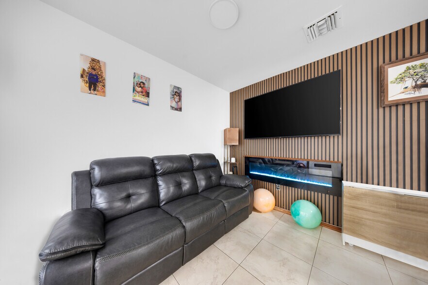 More Photos Of 1553 SW 2nd St, Miami Apartments For Sale