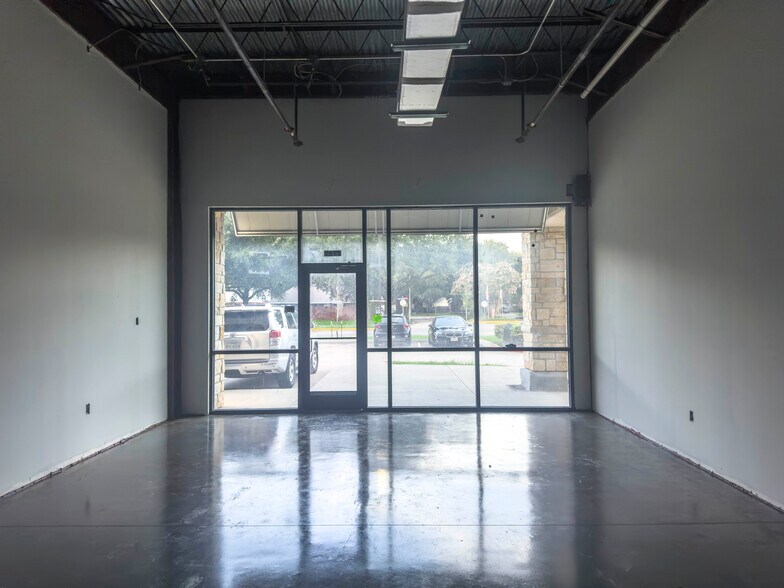 More Photos Of 4899 Highway 6, Missouri City Restaurant For Lease