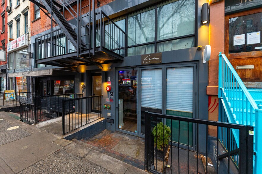 More Photos Of 174 1st Ave, New York Storefront Retail Residential For Lease