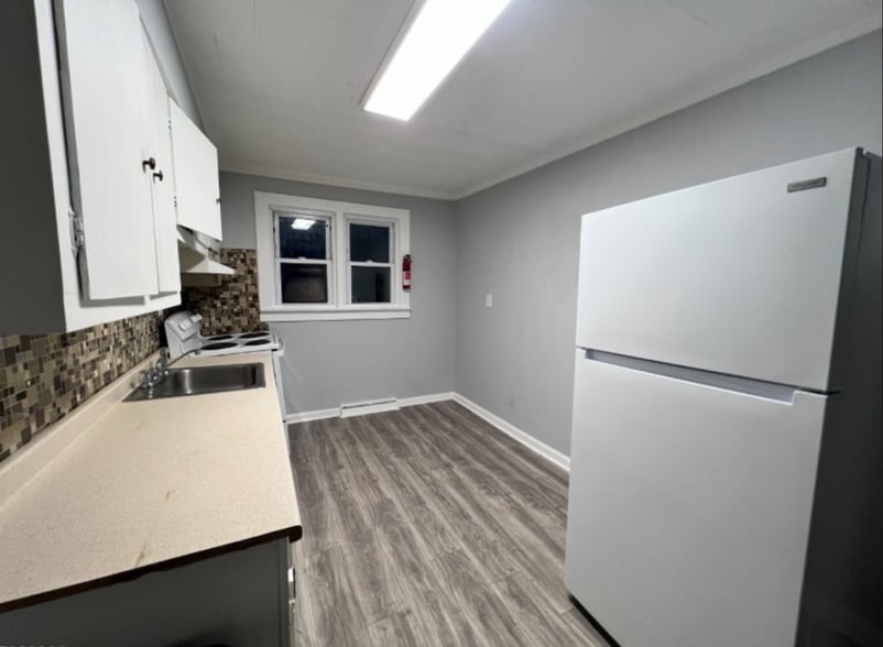 More Photos Of 13 US Highway 206 S, Sandyston Storefront Retail Residential For Sale