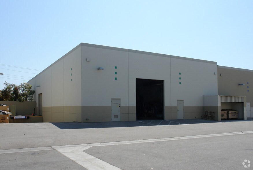 More Photos Of 1621 S Rose Ave, Oxnard Warehouse For Lease