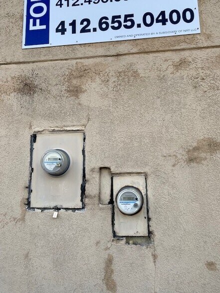 More Photos Of 537 Lincoln Hwy, East McKeesport Storefront For Sale