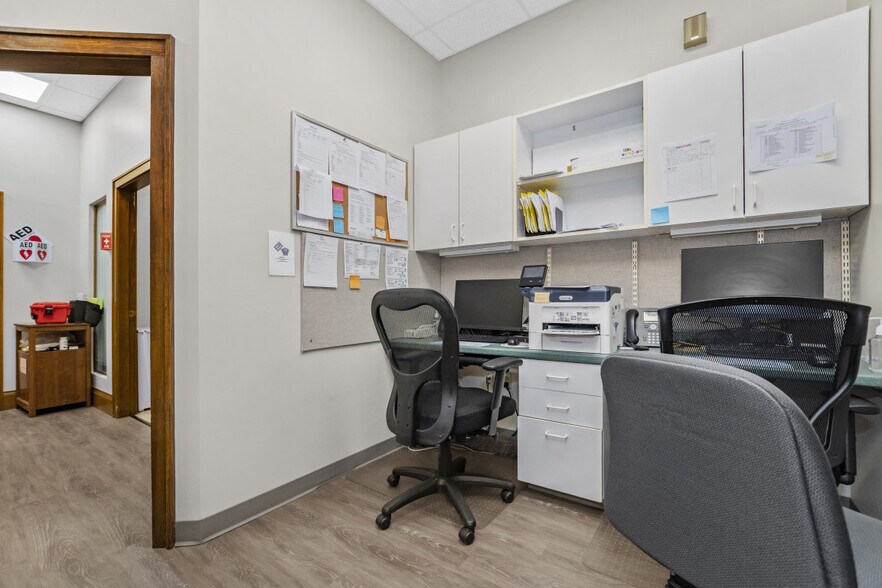 More Photos Of 92 High St, Medford Office For Lease