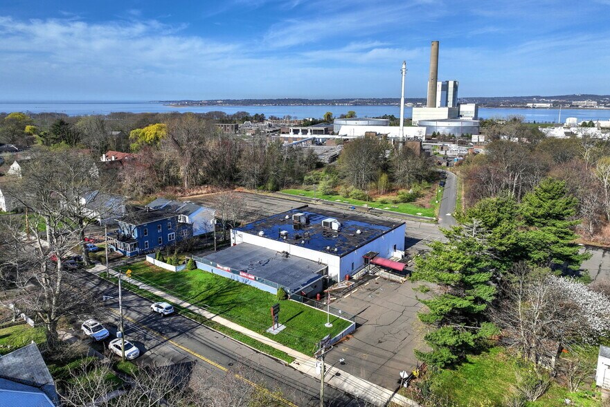 More Photos Of 560 Woodward Ave, New Haven Flex For Sale