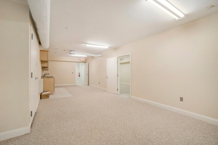 More Photos Of 11600 Atlantis Pl, Alpharetta Medical For Sale