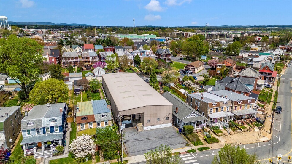 Primary Photo Of 329 E 2nd St, Frederick Warehouse For Lease