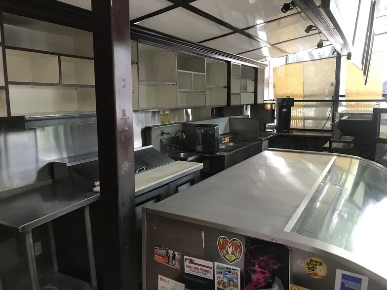 More Photos Of 824 Wilshire Blvd, Los Angeles Office For Lease