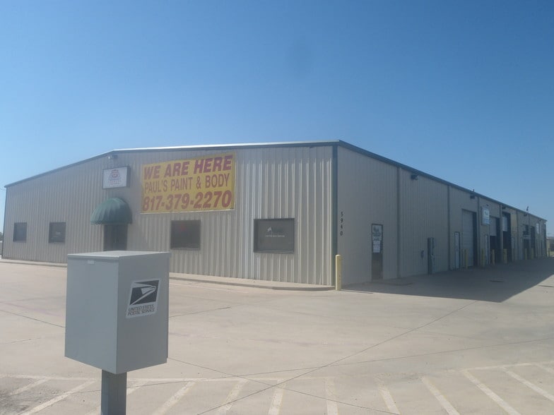 More Photos Of 5940 Kroger Dr, Fort Worth Warehouse For Lease