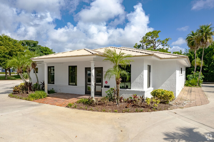 Primary Photo Of 101 SE 27th Ave, Boynton Beach Medical For Sale