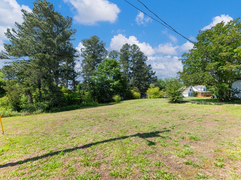 More Photos Of 5797-5799 Thompson Mill Rd, Hoschton Land For Sale