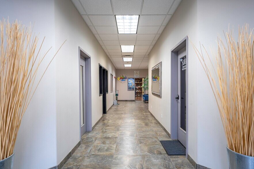 More Photos Of 1321-1325 Aaron Dr, Richland Storefront Retail Office For Lease