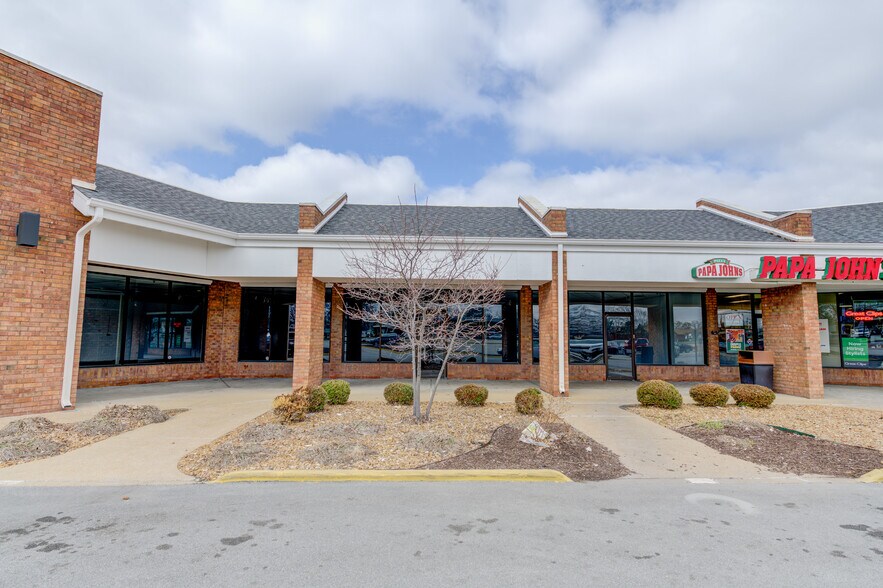 More Photos Of 501-701 Belt Line Rd, Collinsville Unknown For Lease