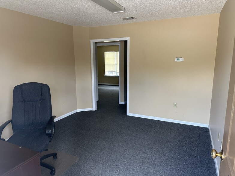 More Photos Of 1205 Baytree Rd, Valdosta Medical For Lease