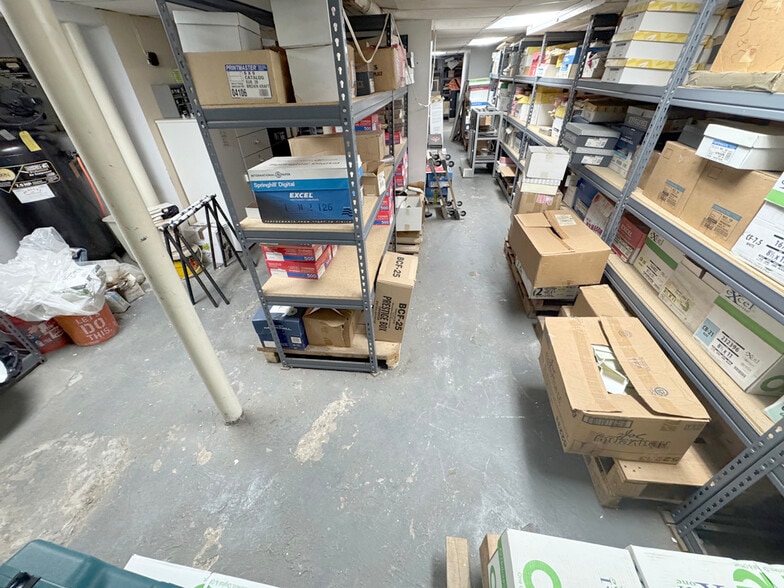 More Photos Of 6308 Bay Pky, Brooklyn Flex For Sale