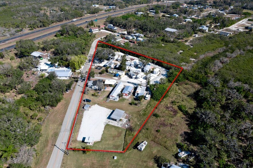 Primary Photo Of 515 E 77th St, Palmetto Manufactured Housing Mobile Home Park For Sale