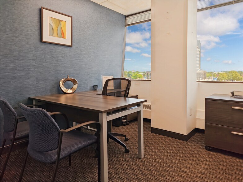 More Photos Of 10 Milner Business Ct, Toronto Coworking Space